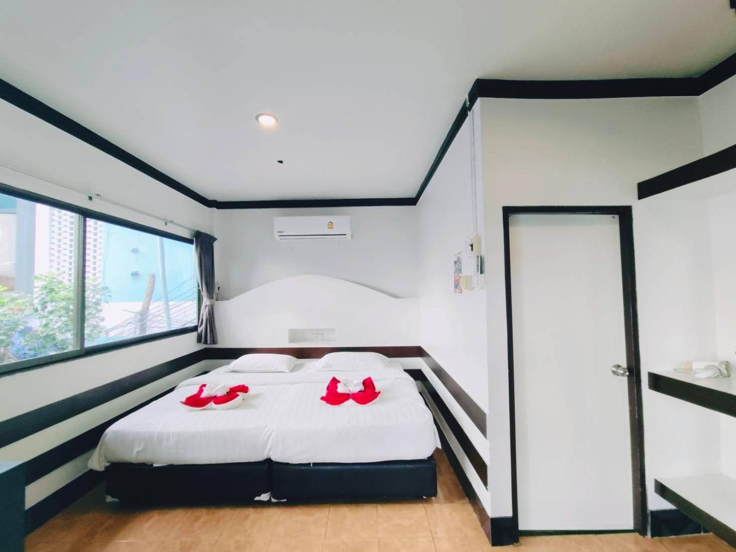Simple Life Talay & Divers Resort Тау Экстерьер фото