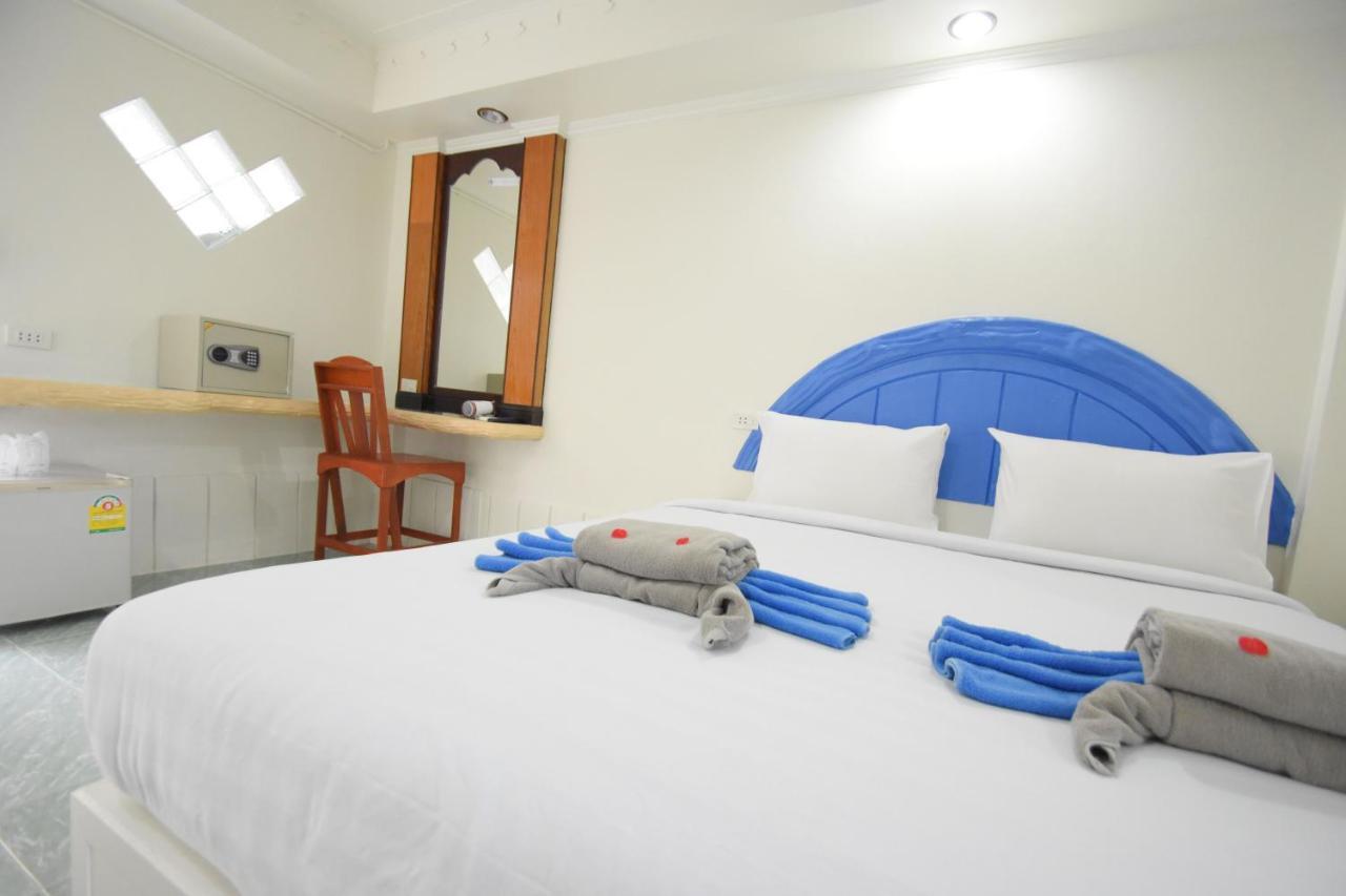 Simple Life Talay & Divers Resort Тау Экстерьер фото